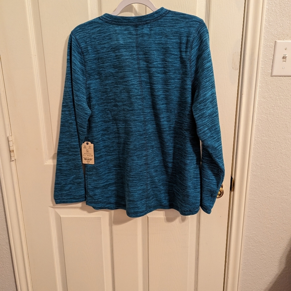 🩵3/$15 NWT St. John's Bay Women's VNeck Long Sleeve Top - Picture 7 of 11